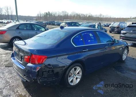 2013 BMW 528I из США, поврежденный, VIN WBAXG5C51DD229667